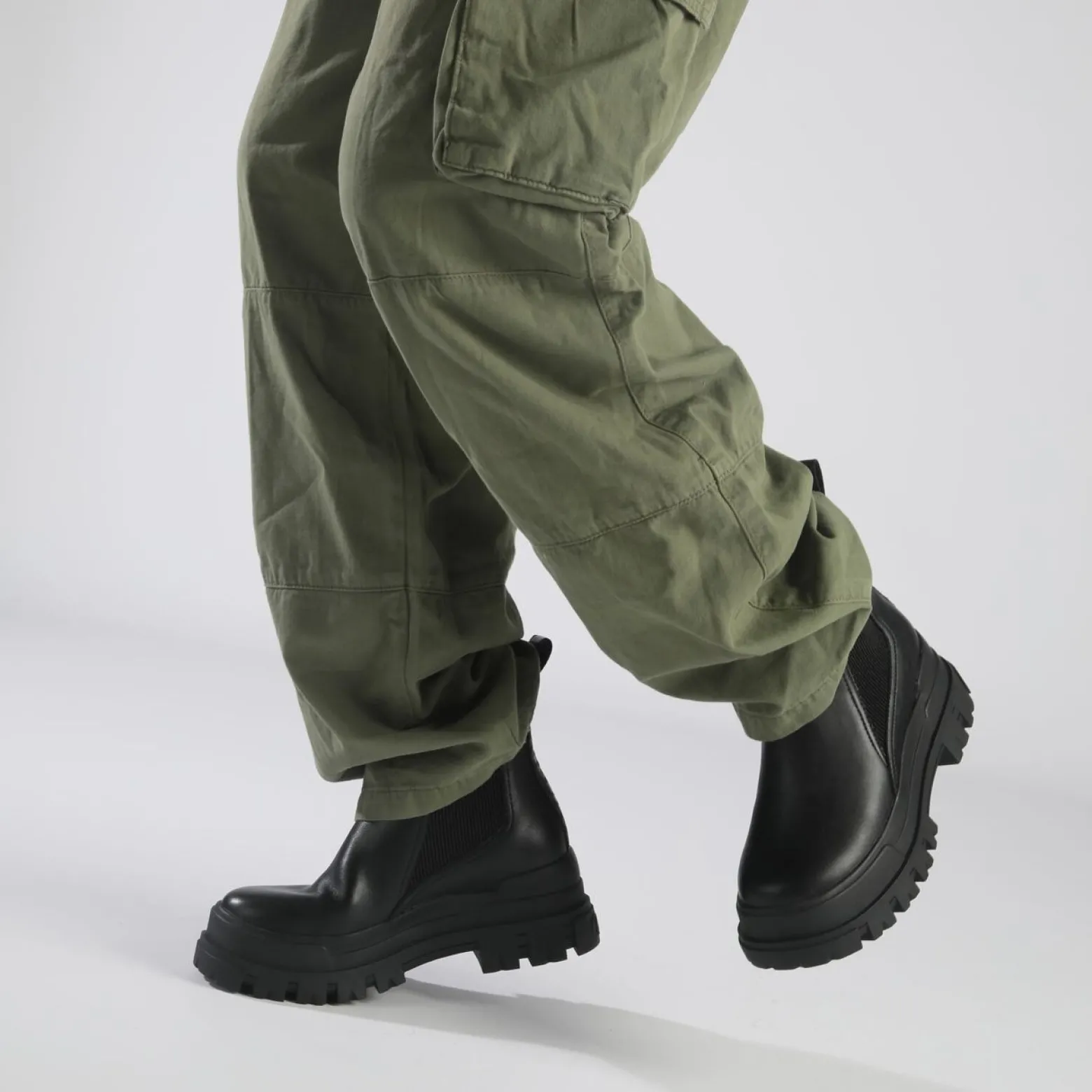 aspha_chelsea_mid_ankle_boot_vegan_1-3.webp Women BUFFALO Ankle Boots^Aspha Chelsea Mid Ankle Boot Vegan