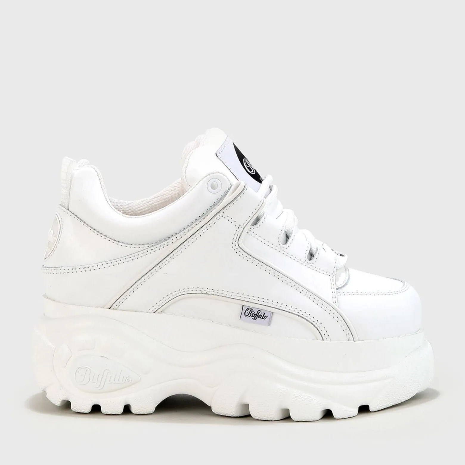 classic_low_leather_1.webp Women BUFFALO Classics^Classic Low Leather