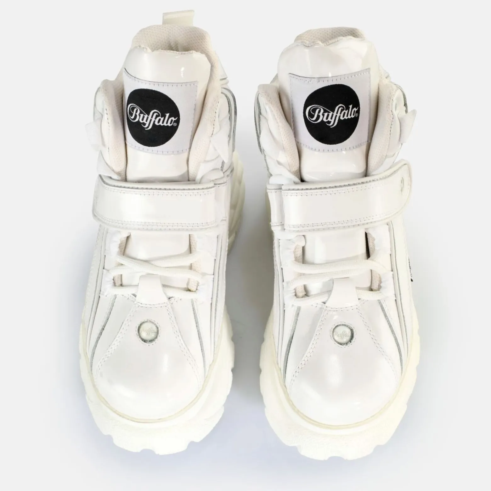 classic_sneaker_high_patent_leather_2-1.webp Women BUFFALO Classics^Classic Sneaker High Patent Leather
