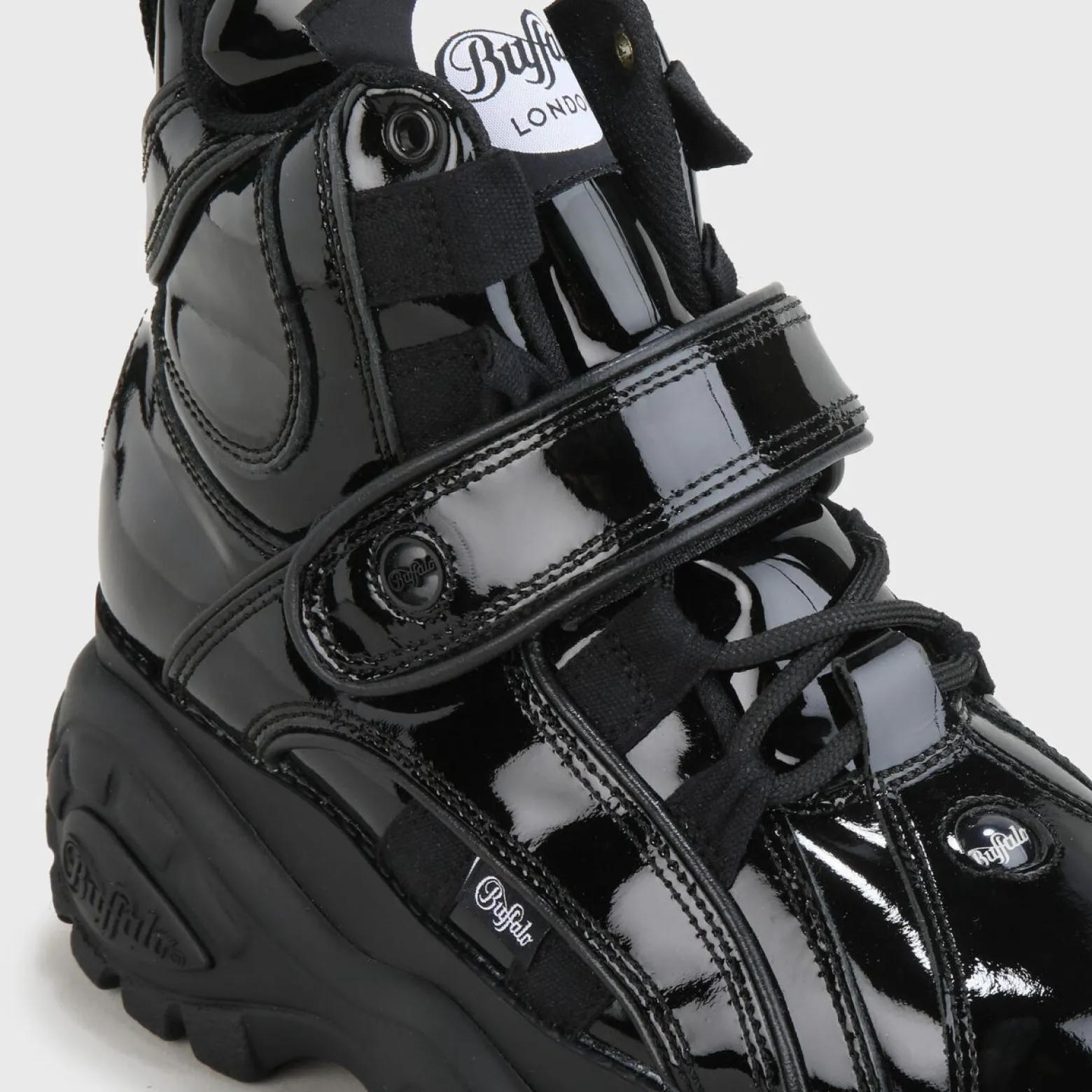 classic_sneaker_high_patent_leather_3.webp Women BUFFALO Classics^Classic Sneaker High Patent Leather