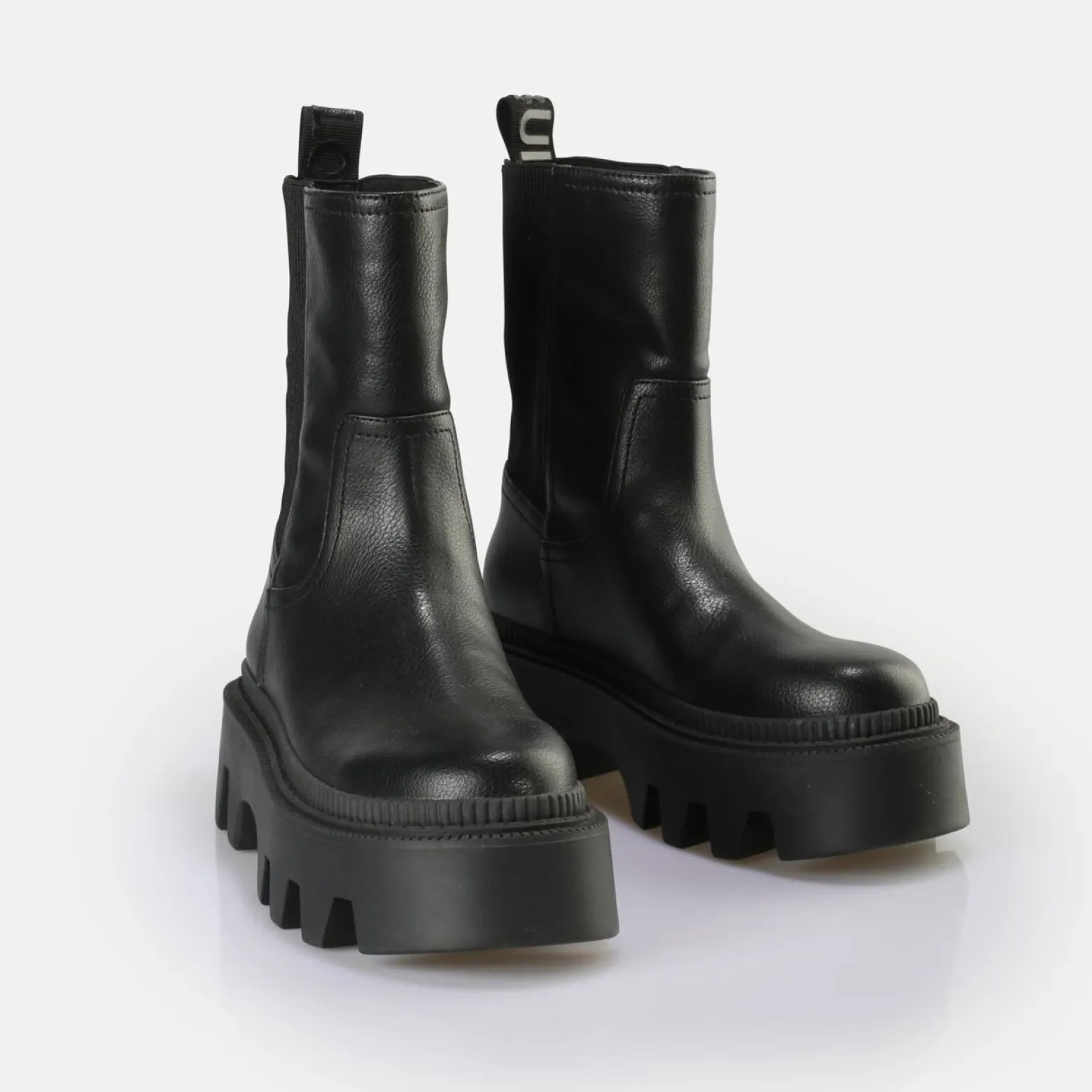 flora_chelsea_hi_boot_vegan_1.webp Women BUFFALO Ankle Boots^Flora Chelsea Hi Boot Vegan