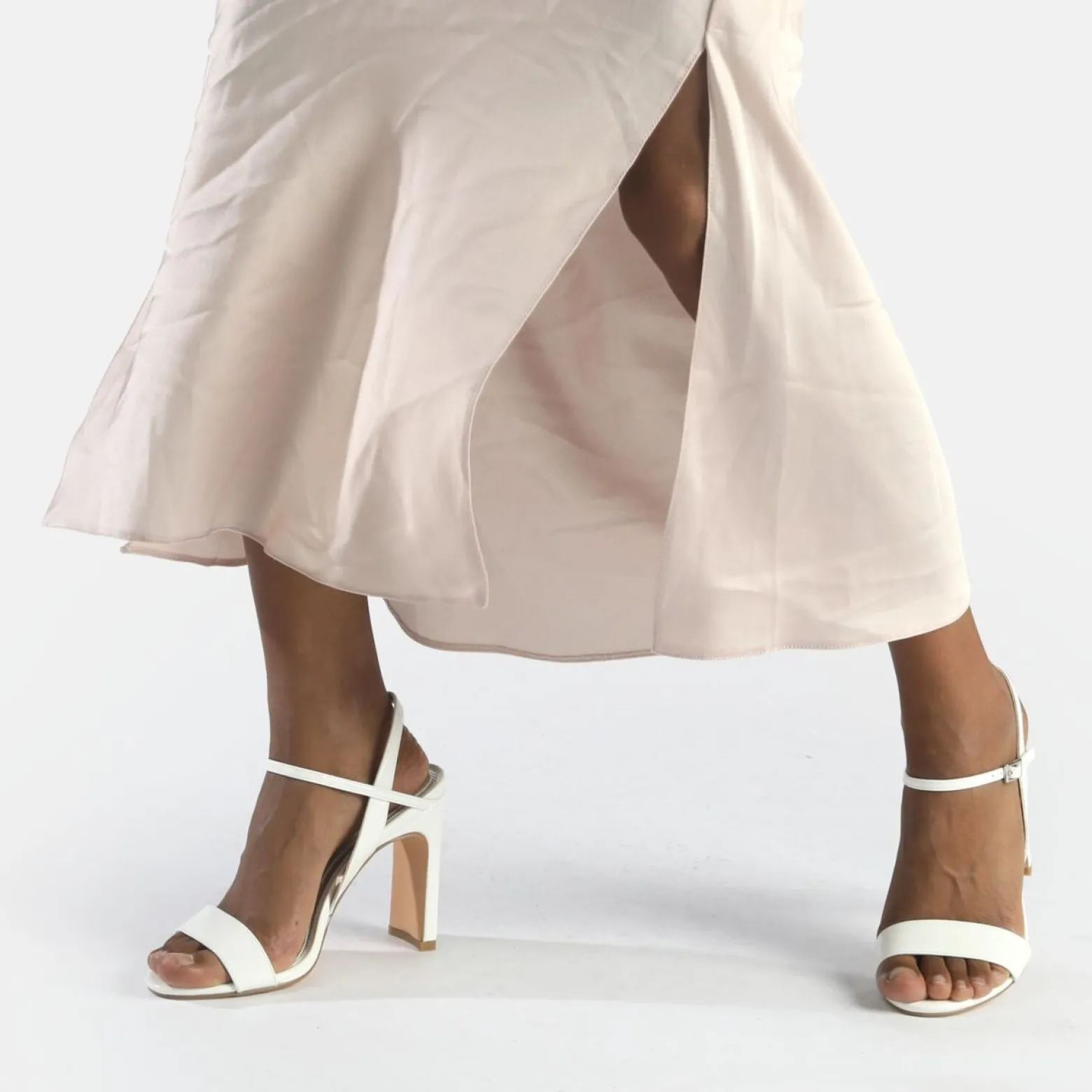 jean_neat_heeled_sandals_vegan_1-2.webp Women BUFFALO Occasion Shoes^Jean Neat Heeled Sandals Vegan