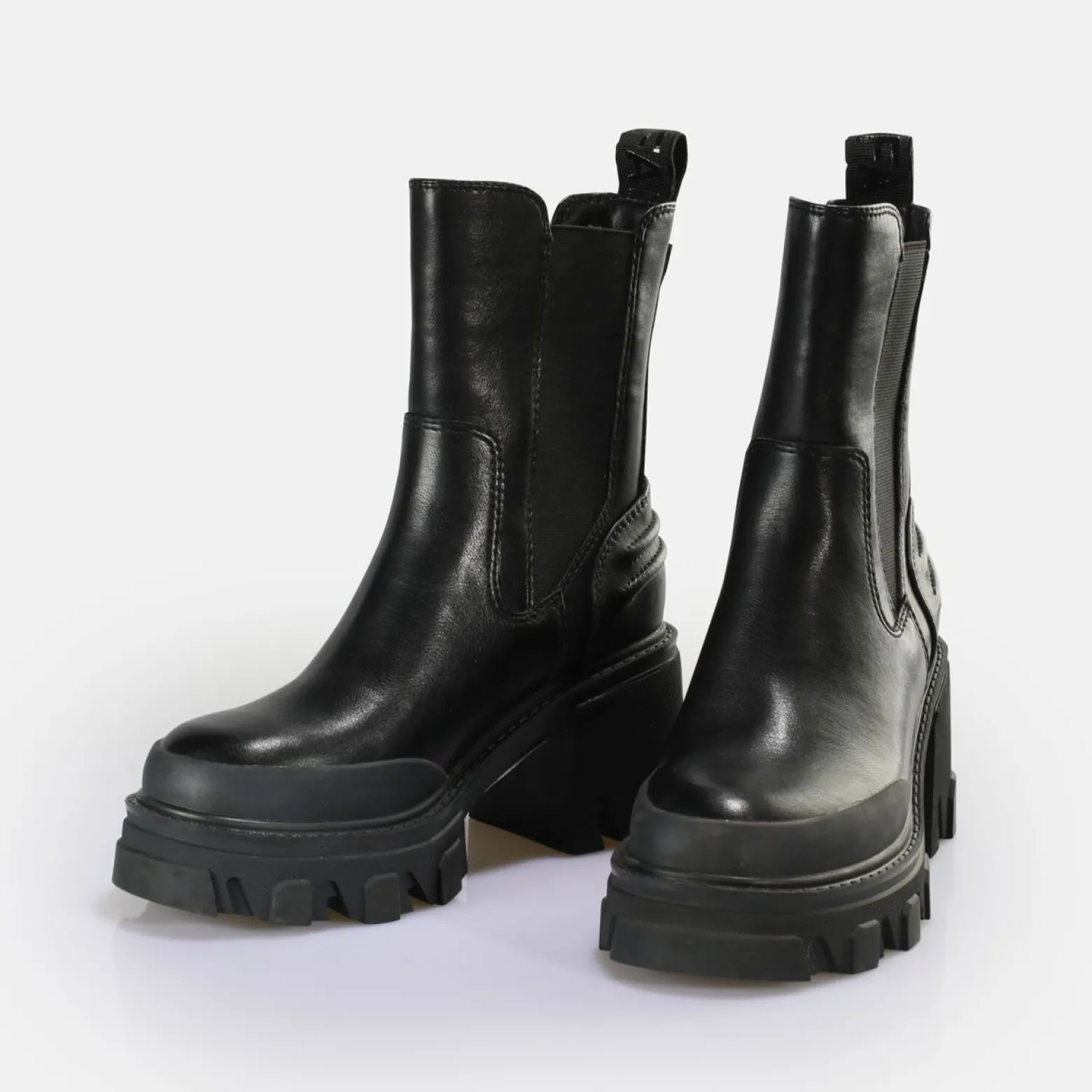 riot_chelsea_ankleboot_vegan_3.webp Women BUFFALO Ankle Boots^Riot Chelsea Ankle-Boot Vegan