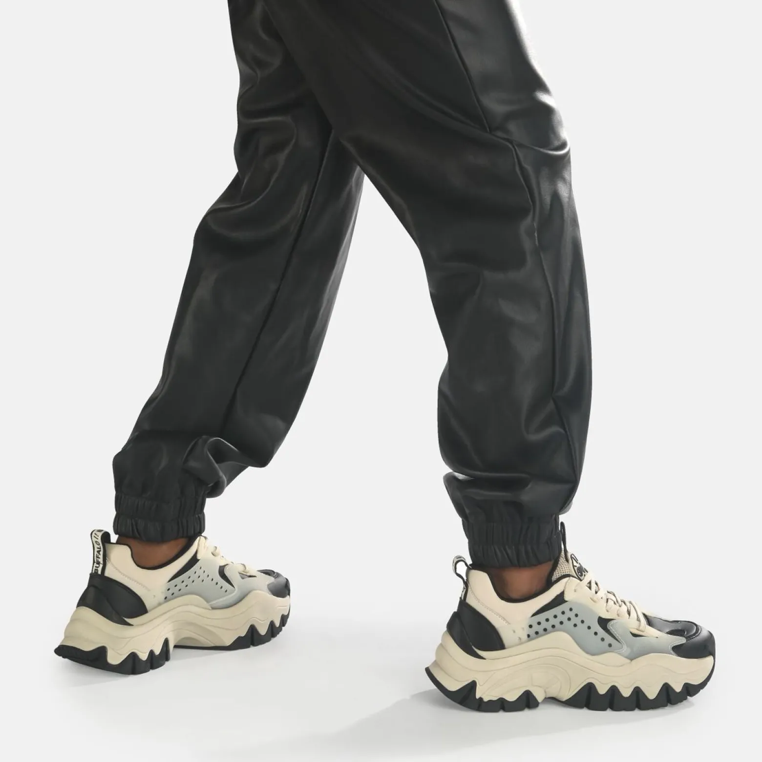 trail_one_sneaker_low_vegan_1-1.webp Women BUFFALO Sneakers^Trail One Sneaker Low Vegan