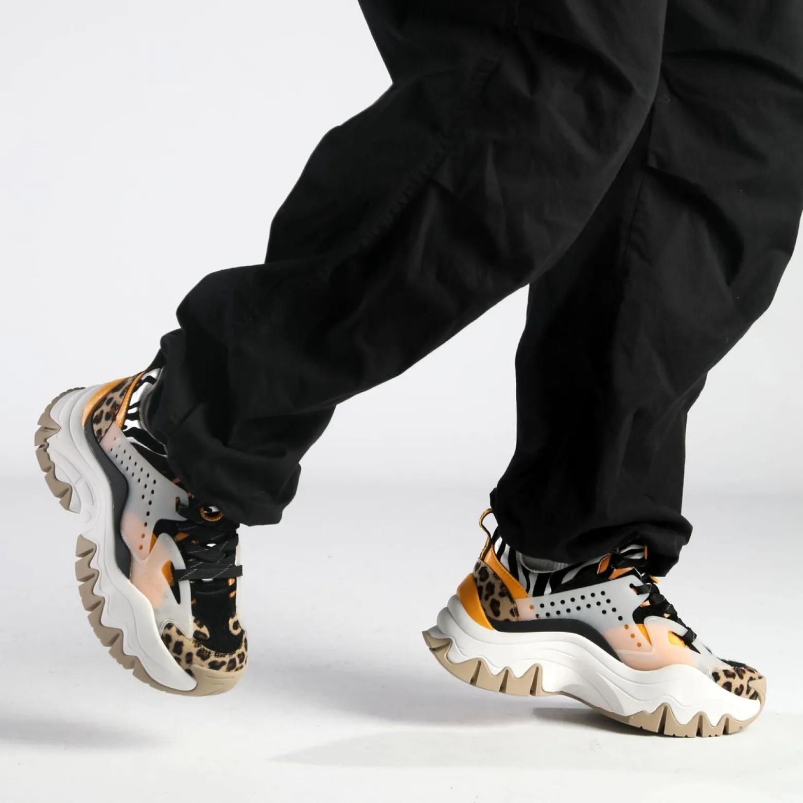 trail_one_sneaker_low_vegan_1-4.webp Women BUFFALO Vegan Shoes^Trail One Sneaker Low Vegan